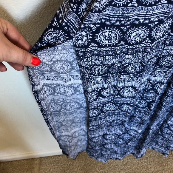 Navy + White maxi dress - Picture 3 of 5